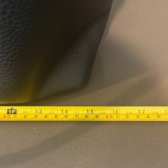 Tory Burch Black Pebbled Leather Tote - Picture 8 of 16